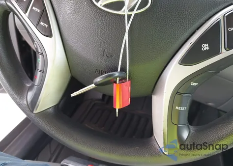 2012 Hyundai Elantra Gls (Ulsan Plant) z USA, uszkodzony, nr VIN KMHDH4AEXCU181497